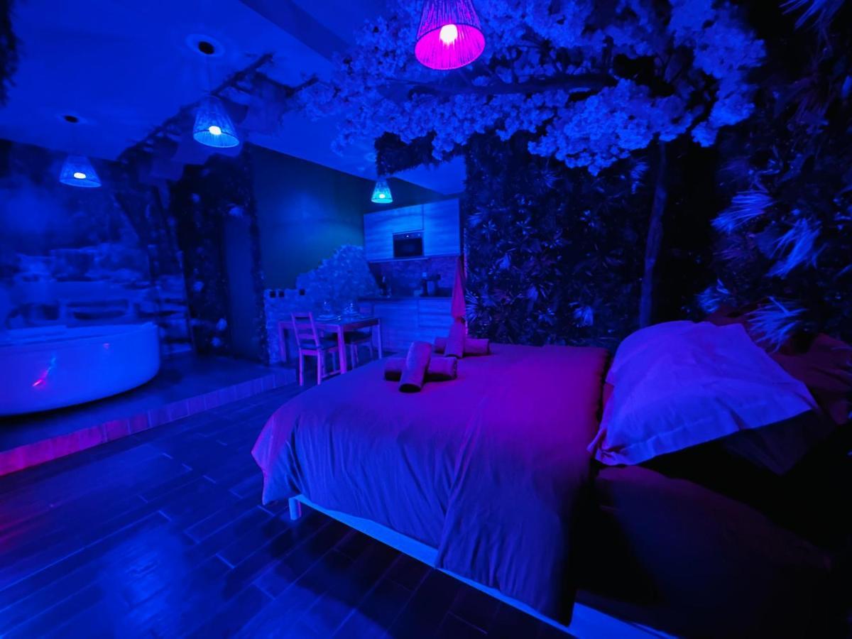 Narbnb - Jungle Suite - Jacuzzi - Centre - Clim Narbona Esterno foto
