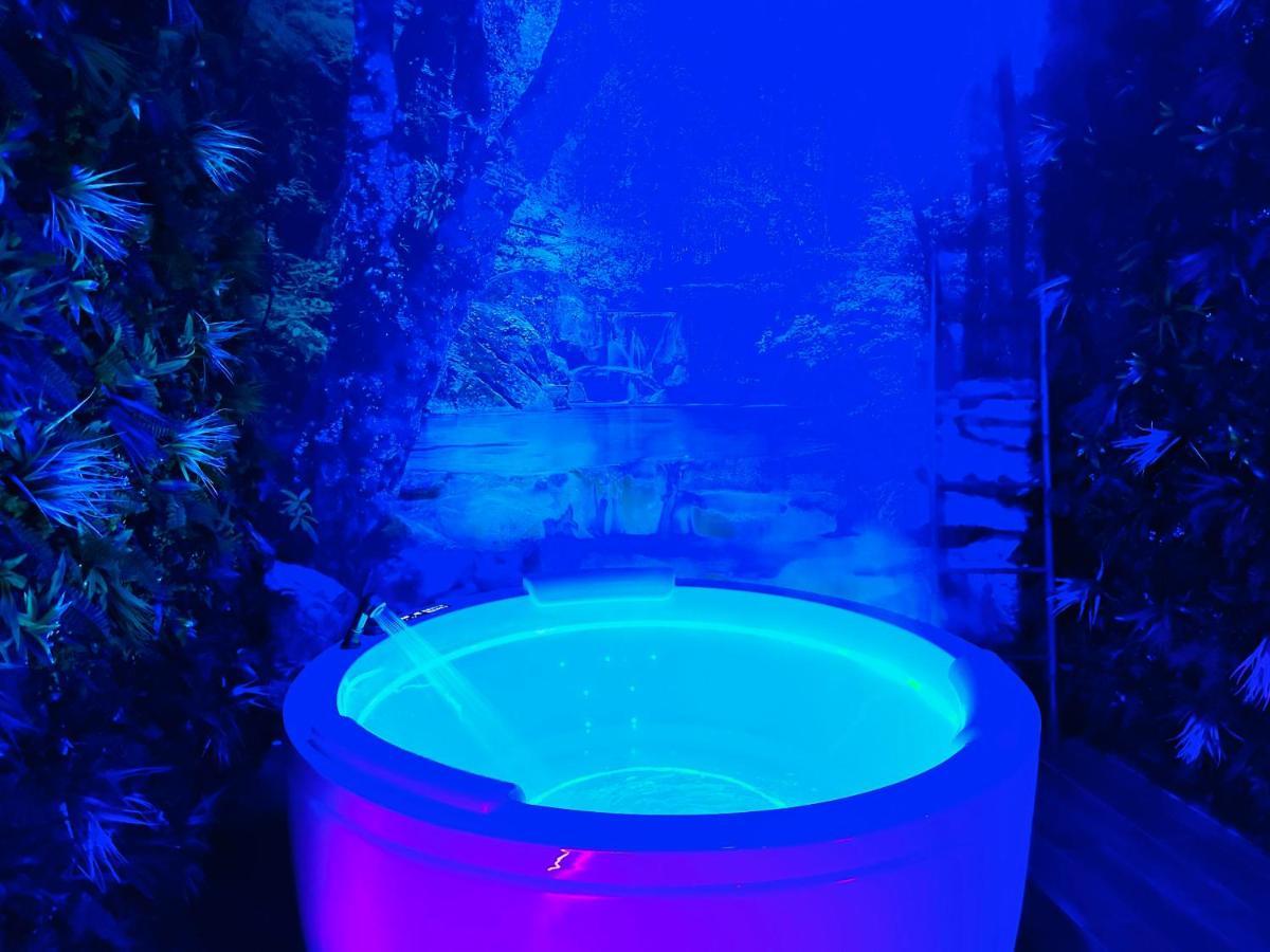 Narbnb - Jungle Suite - Jacuzzi - Centre - Clim Narbona Esterno foto